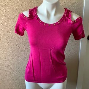 5/$15  Pink cold shoulder top